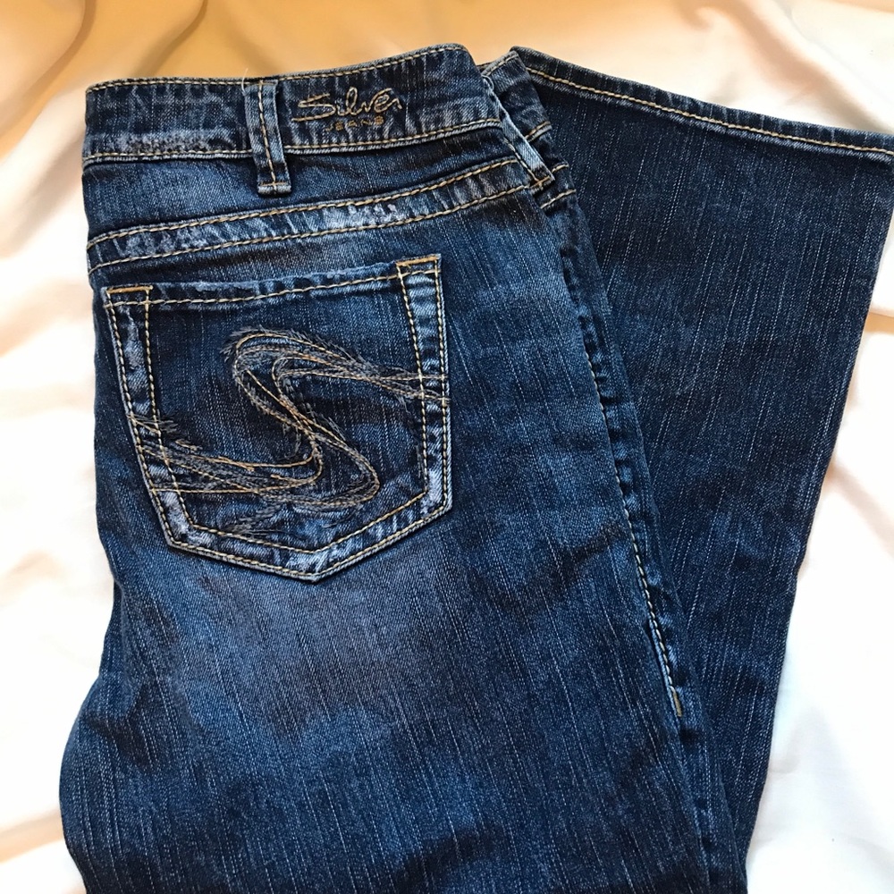 Silver jeans Capris Aiko size 33.